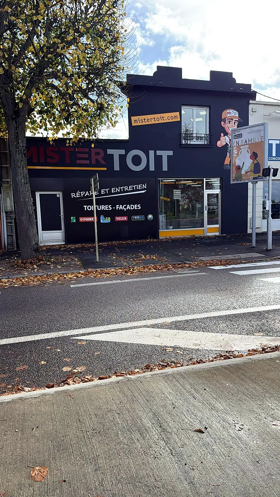 Enseigne de la boutique Mister Toit à Caen