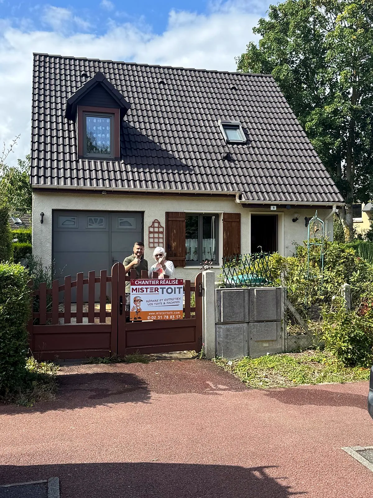 Toiture après rénovation avec panneau Mister Toit